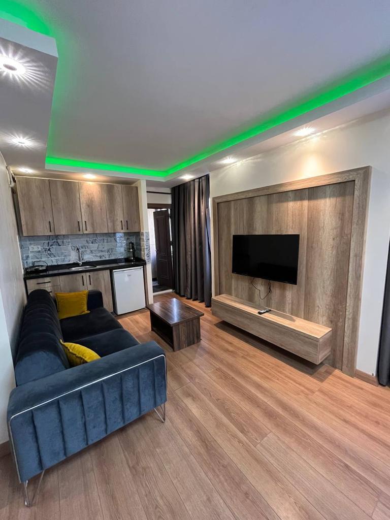 code 66: FAMILY SUITE