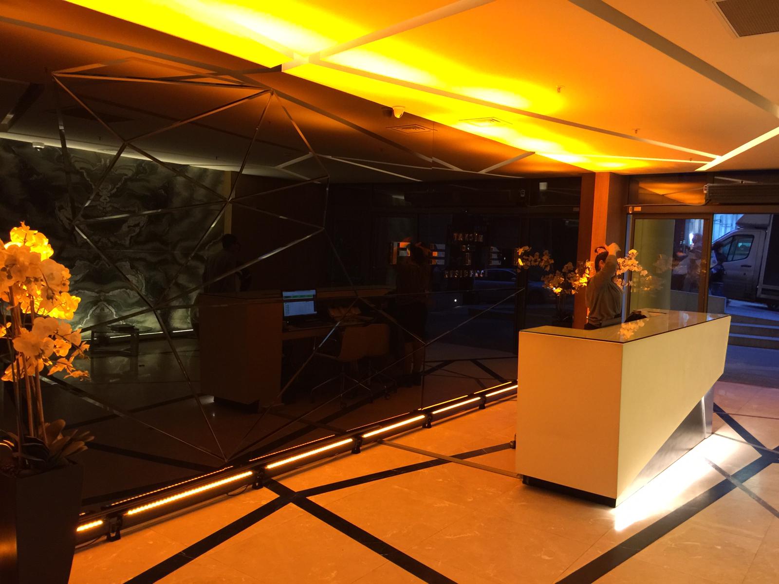 code 2047  PETEK Residence